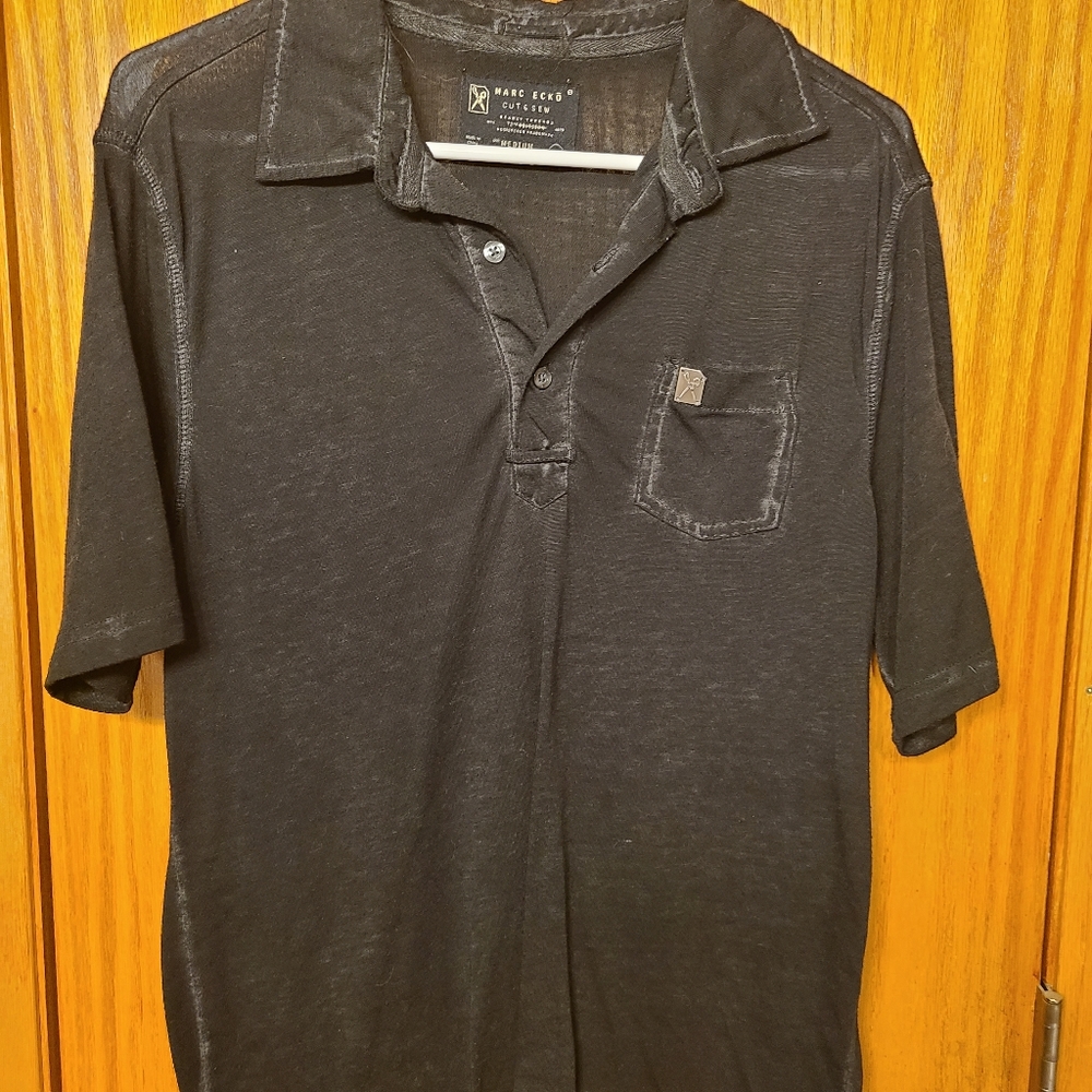 Marc Ecko polo medium